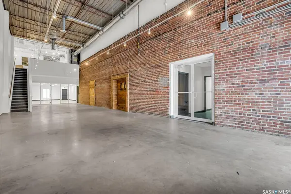 Saskatoon, SK S7K 2C7,601 2nd AVENUE N #105