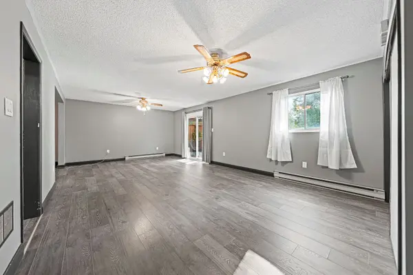 29 Ridgewood AVE, Waterloo, ON N2H 4L1