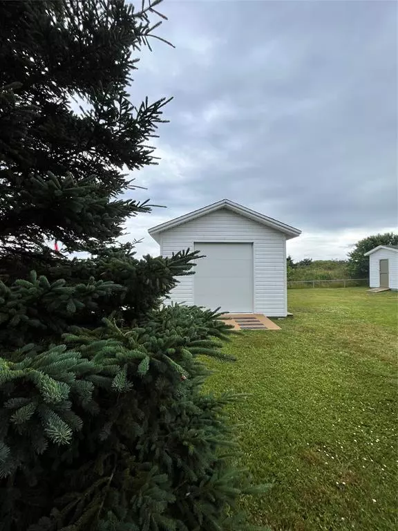 Grand Bank, NL A0E1W0,7 Hillview Street