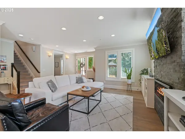 5328 LOWER DR, Lake Oswego, OR 97035