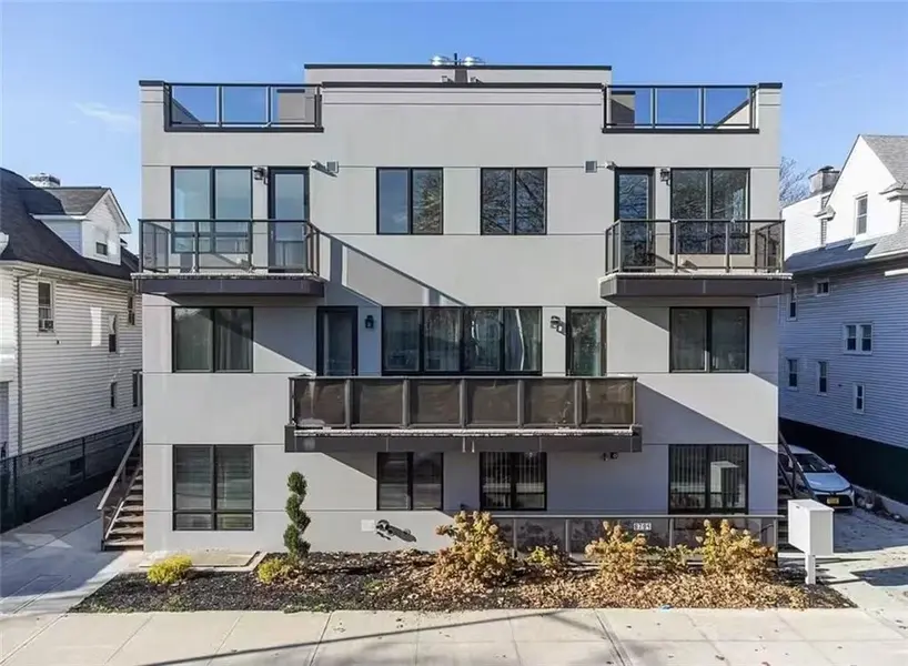 8794 17th AVE #101, Brooklyn, NY 11214