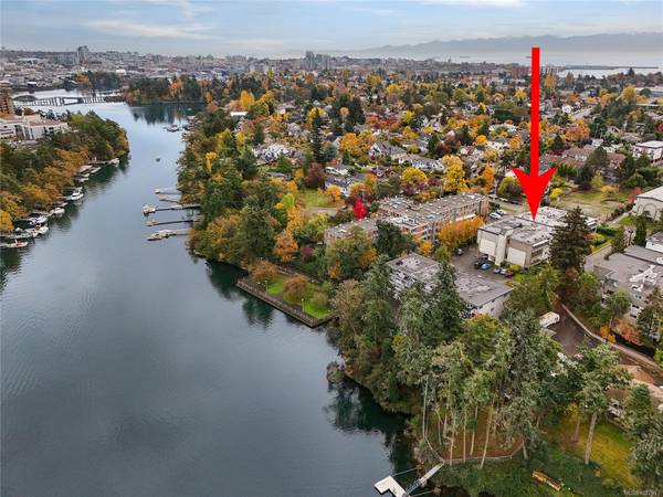 955 Dingley Dell #208, Esquimalt, BC V9A 5R6