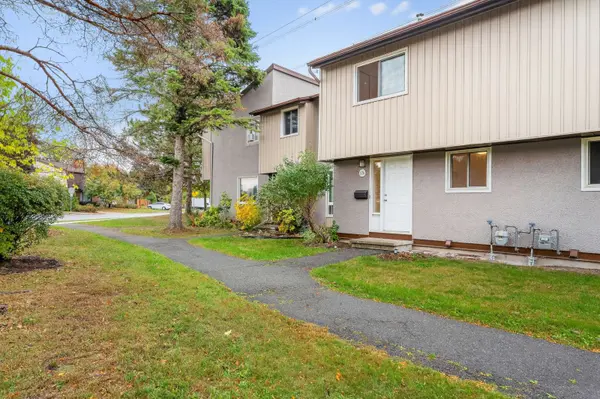 Tanglewood - Grenfell Glen - Pineglen, ON K2G 3W8,176 Woodfield DR #118