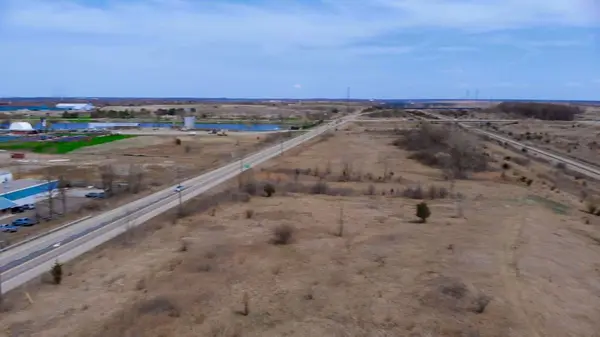 Welland, ON L3B 5N7,226 Crafters CRES #(Hwy 58 A & Canal Bank )