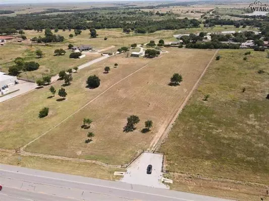 Henrietta, TX 76365,1413 E Omega Street