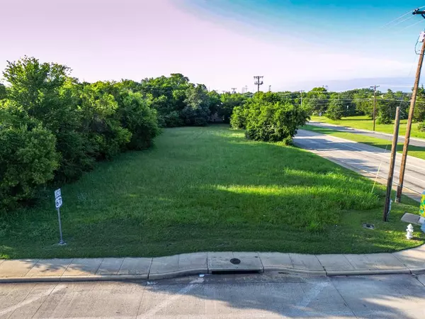 Cedar Hill, TX 75104,727 E Pleasant Run Road