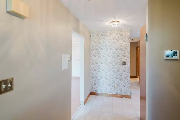 Owen Sound, ON N4K 1J7,665 7TH ST E