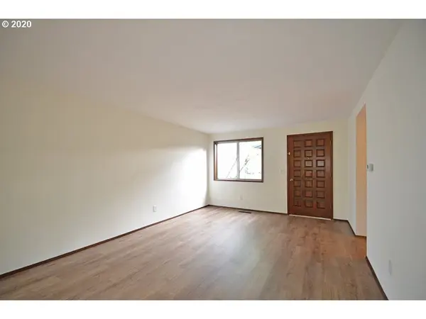 3075 SW 15TH CT, Gresham, OR 97080