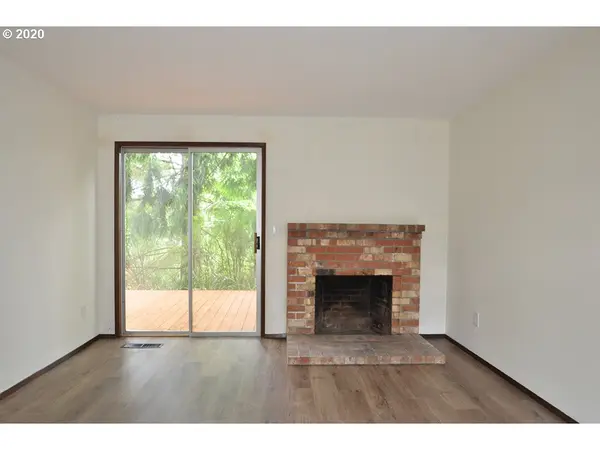 3075 SW 15TH CT, Gresham, OR 97080