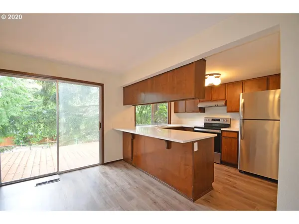 3075 SW 15TH CT, Gresham, OR 97080