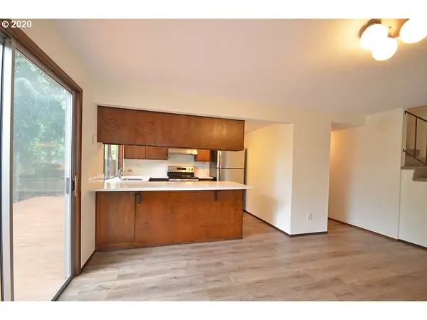 3075 SW 15TH CT, Gresham, OR 97080