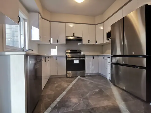 Gravenhurst, ON P1P 0H8,425 Beechwood Forest LN