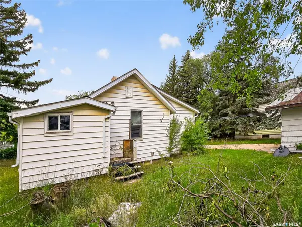 140 1st AVENUE, Chaplin, SK S0H 0V0