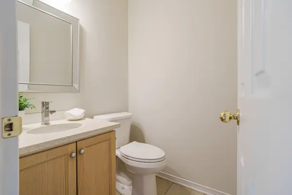 Orleans - Cumberland And Area, ON K4A 2M9,850 ADENCLIFFE DR