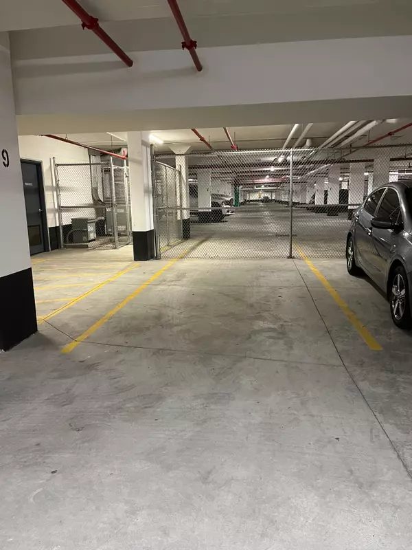 Pickering, ON L1V 2P8,2635 William Jackson DR