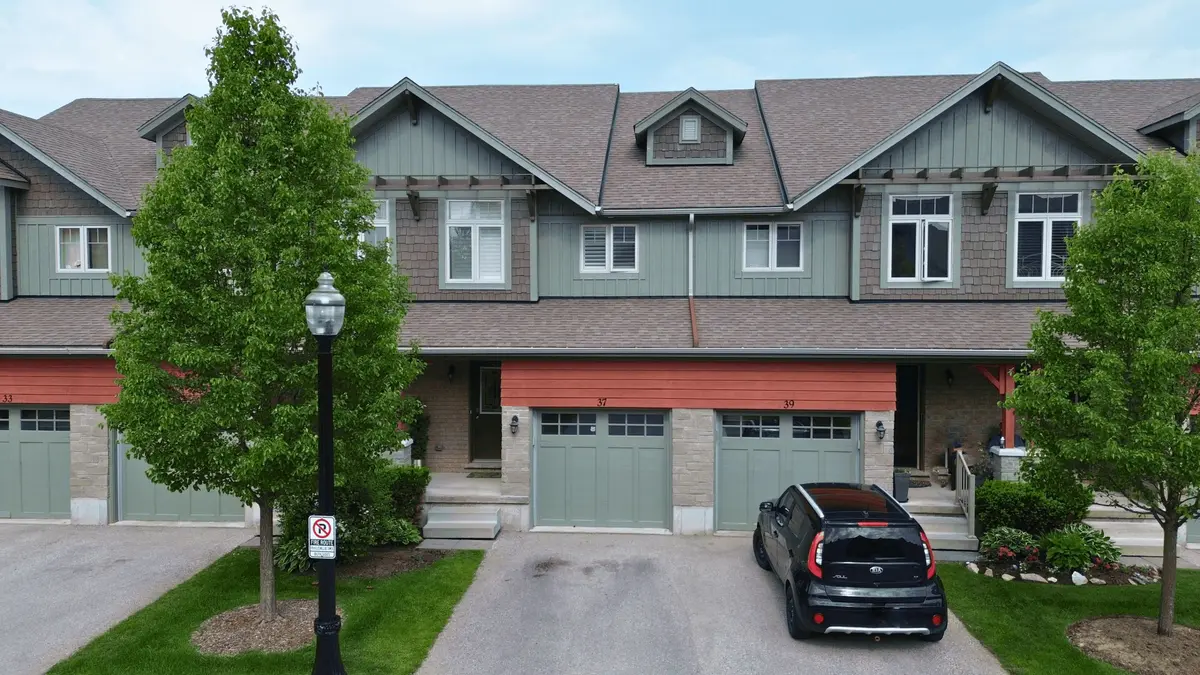 Collingwood, ON L9Y 0G9,37 Conservation WAY W