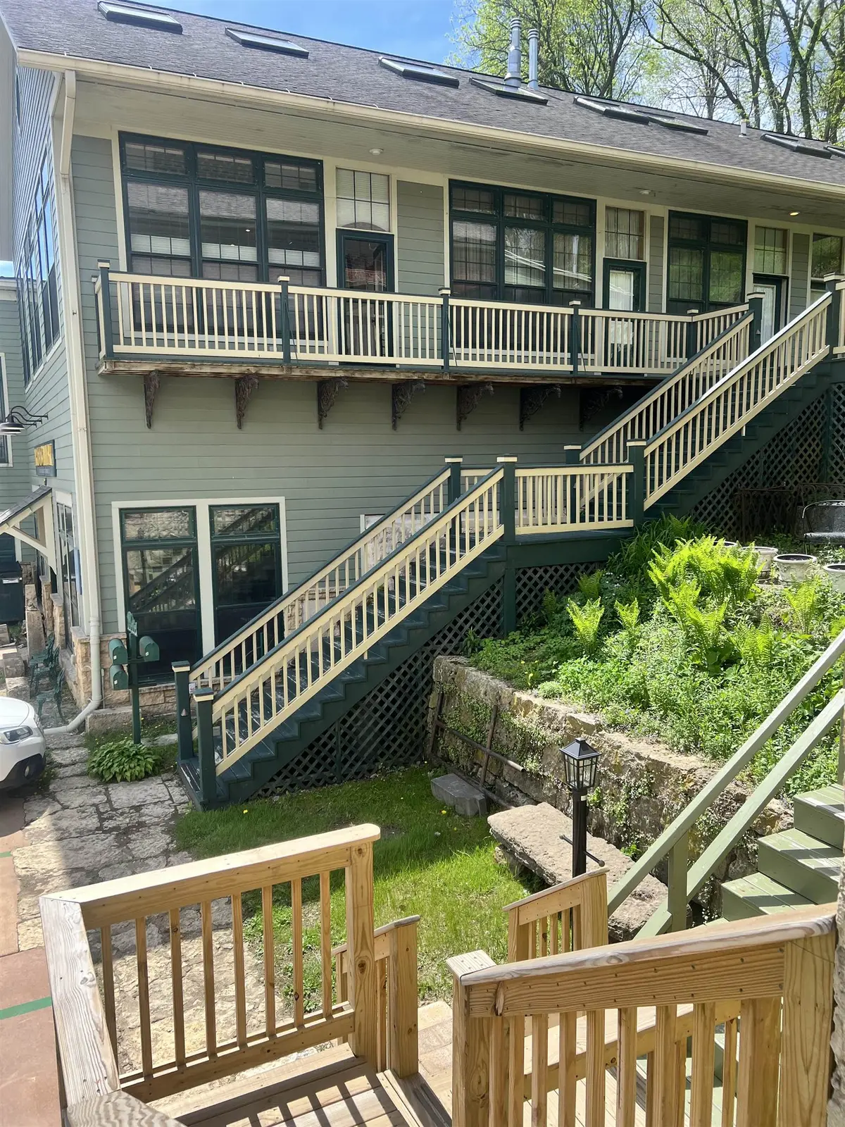 412 Spring  (rt 20) Street The Annex, Galena, IL 61036