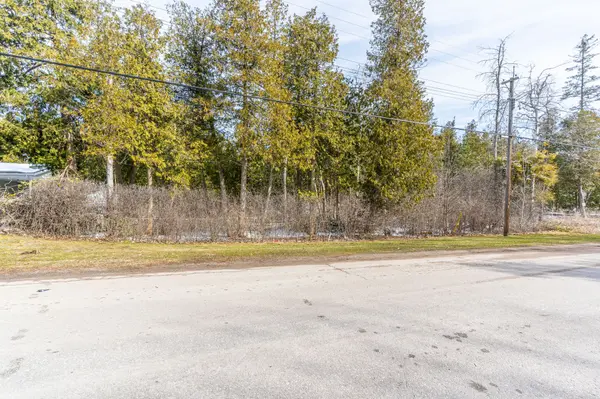 Kawartha Lakes, ON K0M 1A0,215 Front ST W