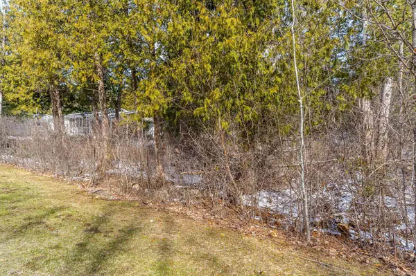 215 Front ST W, Kawartha Lakes, ON K0M 1A0