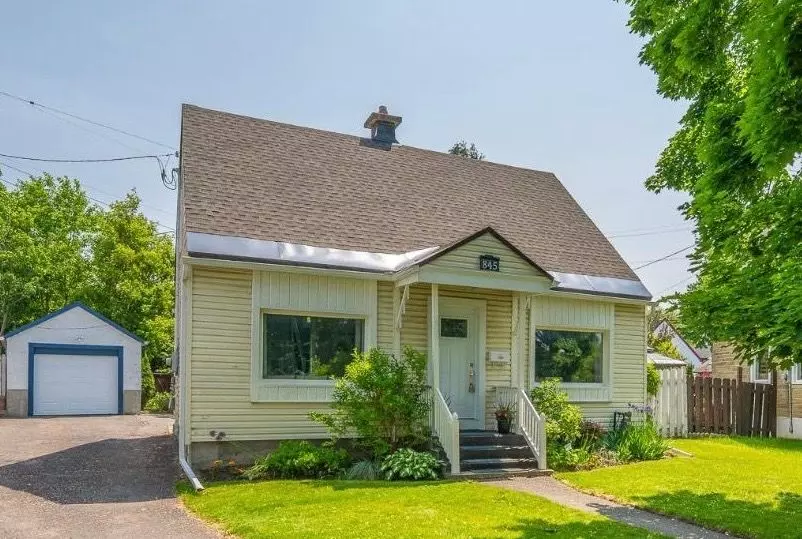 Carlington - Central Park, ON K1Z 5Z7,845 Merivale RD