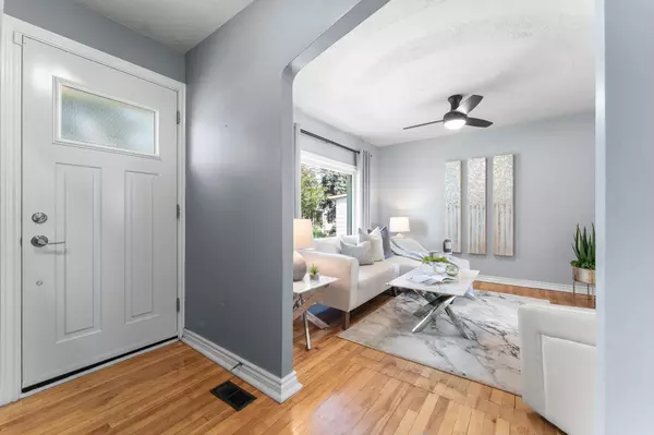 Carlington - Central Park, ON K1Z 5Z7,845 Merivale RD