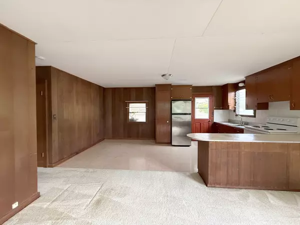 Kapaa, HI 96746,4557 HAUAALA RD