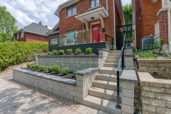 Dows Lake - Civic Hospital And Area, ON K1S 3G9,6 Old Sunset BLVD