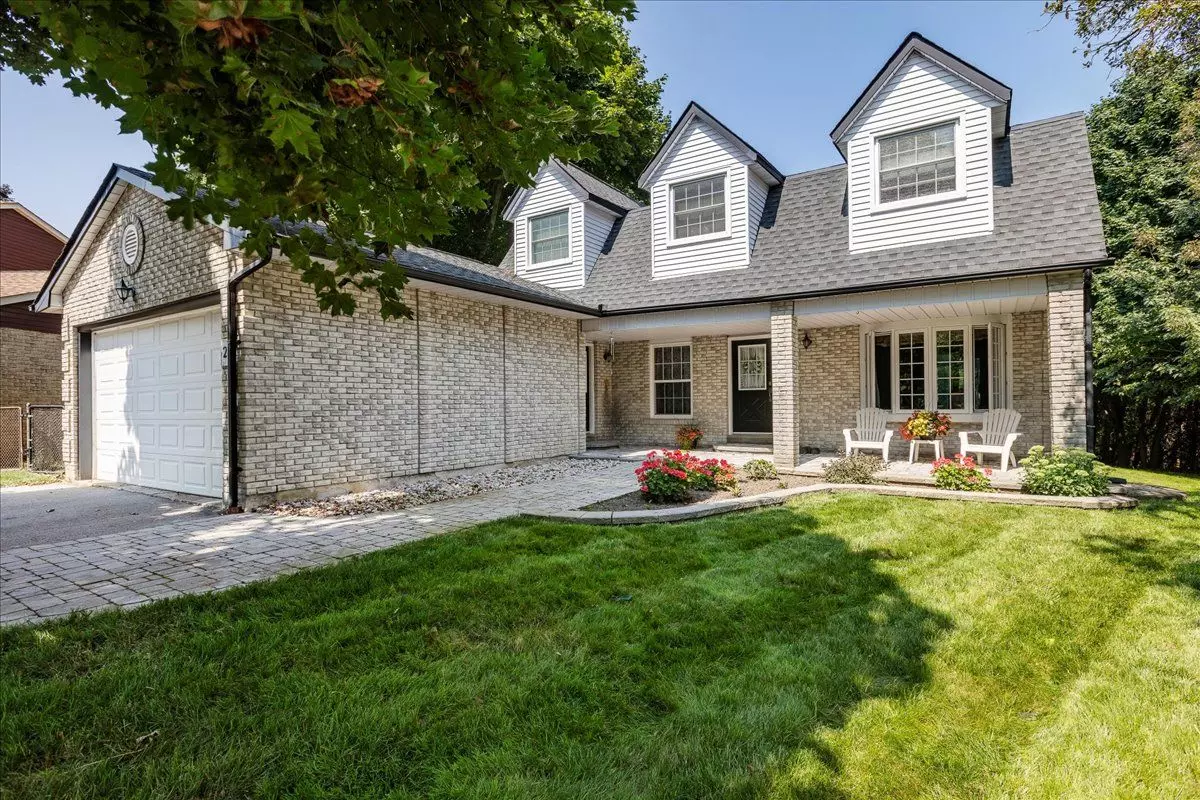 East Gwillimbury, ON L0G 1M0,2 Royal Oak RD