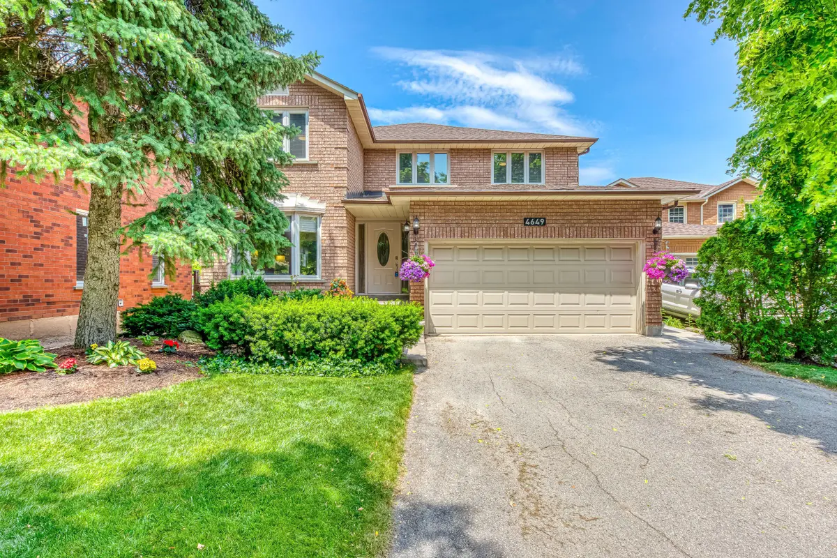 Mississauga, ON L5M 3E9,4649 Phoenix Park CRES