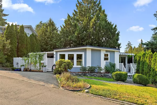 Langford, BC V9B 4V4,2587 Selwyn Rd #19