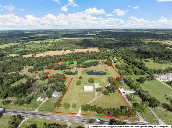 Wortham, TX 76693,107 S Highway 14