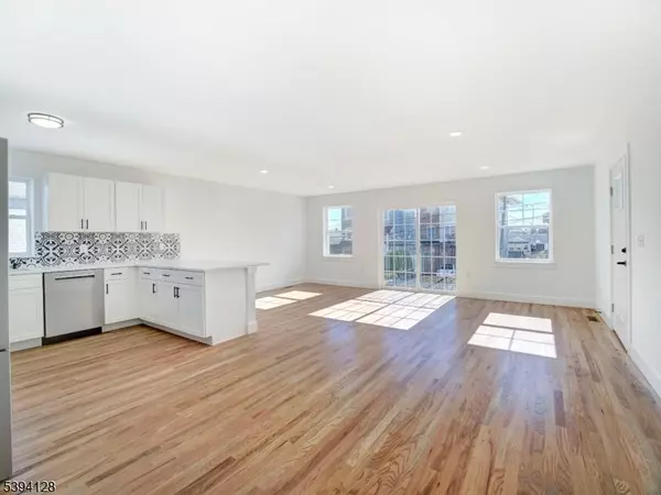 Elizabeth City, NJ 07202,429 Niles St