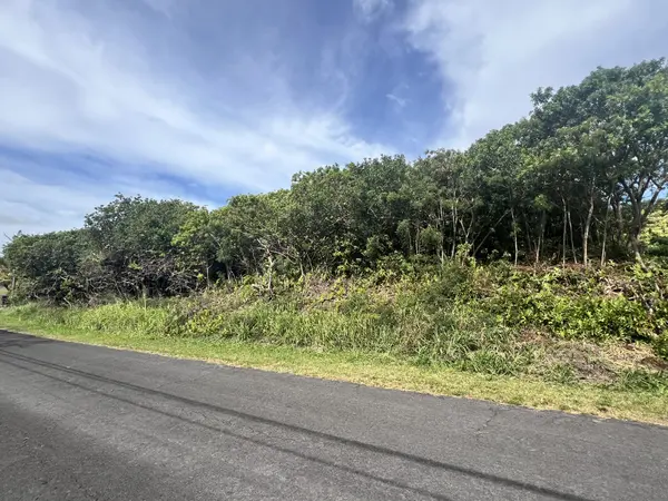KAULUA ST, Naalehu, HI 96772