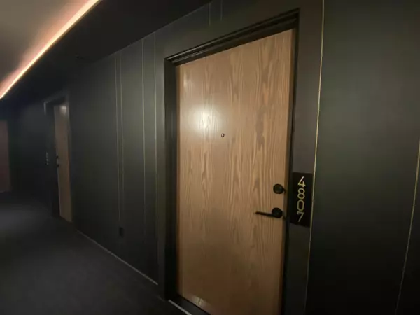 Toronto C08, ON M4Y 0J1,55 Charles ST E #4807