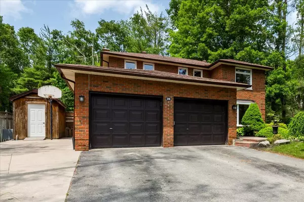 Springwater, ON L9X 0P5,24 POOLES RD