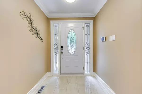 Mississauga, ON L5M 3E9,4649 Phoenix Park CRES