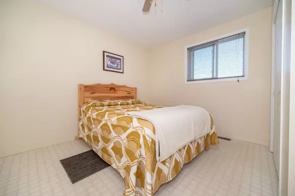 Laurentian Valley, ON K8A 7M9,1215 Burns DR