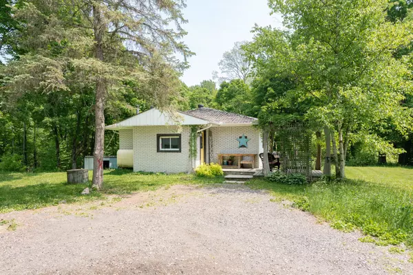 Bonfield, ON P0H 1E0,1 Grand Desert RD N