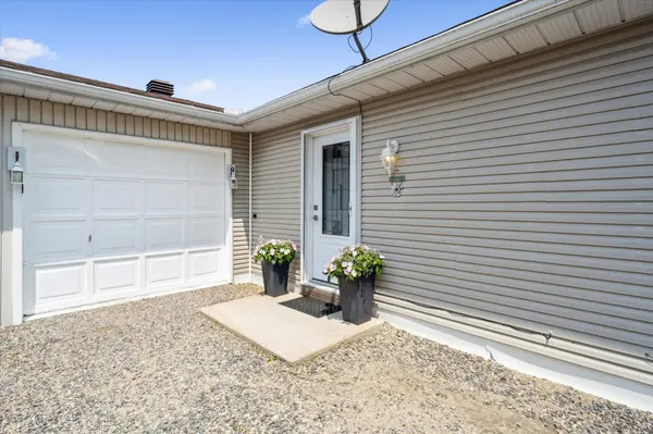 Bracebridge, ON P1L 1Z1,93 Balls DR