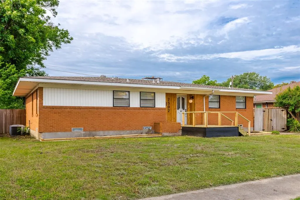 Garland, TX 75042,2302 Mockingbird Lane