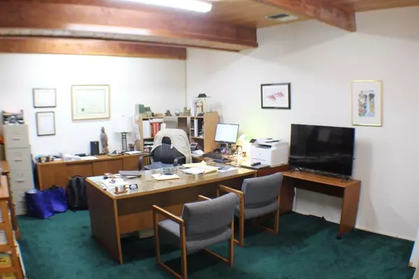 Hilo, HI 96720,688 KUKUAU PLAZA #210