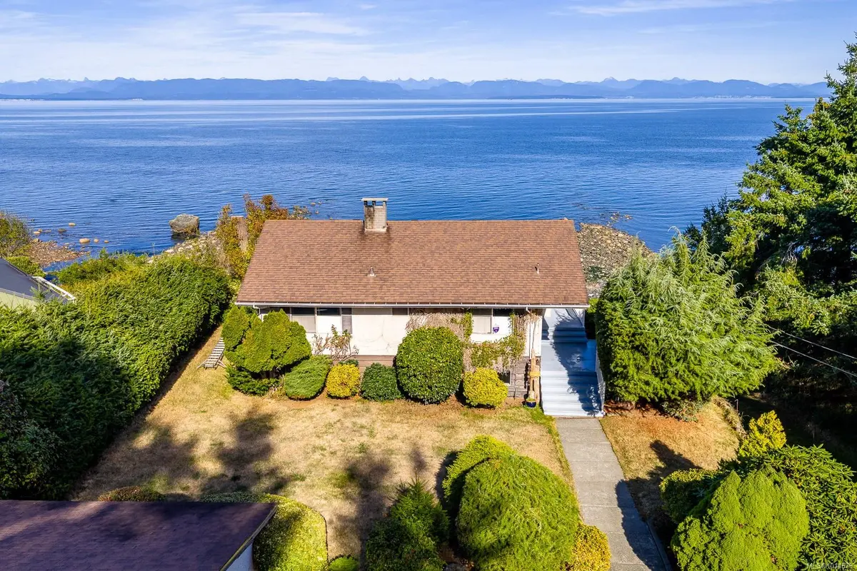 Courtenay, BC V9J 1X5,2332 Seabank Rd