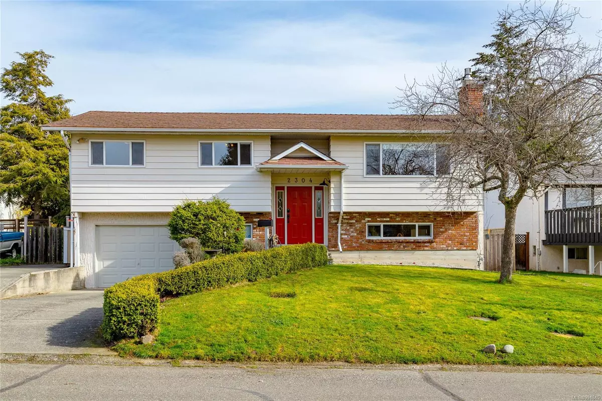 Saanich, BC V8N 5C3,2304 Hazelton Pl