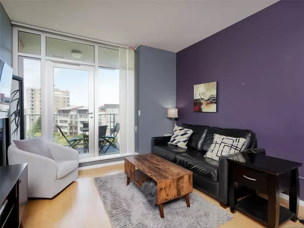 Victoria, BC V9A 0A1,100 Saghalie Rd #514