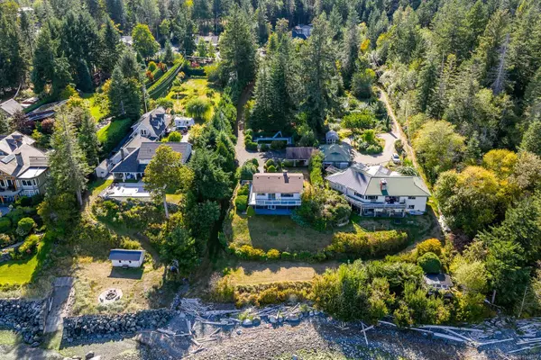 Courtenay, BC V9J 1X5,2332 Seabank Rd