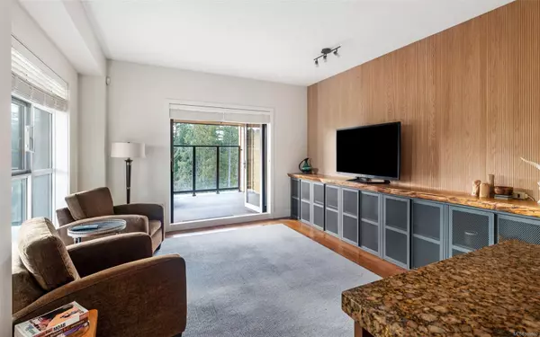 Langford, BC V9B 0A4,1400 Lynburne Pl #424