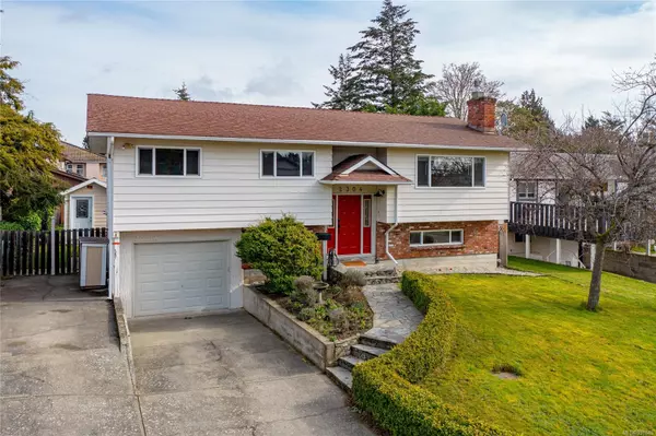 Saanich, BC V8N 5C3,2304 Hazelton Pl