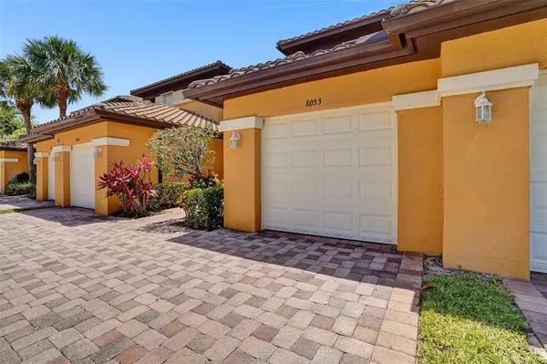 Parkland, FL 33076,8053 NW 128th Ln #15-F