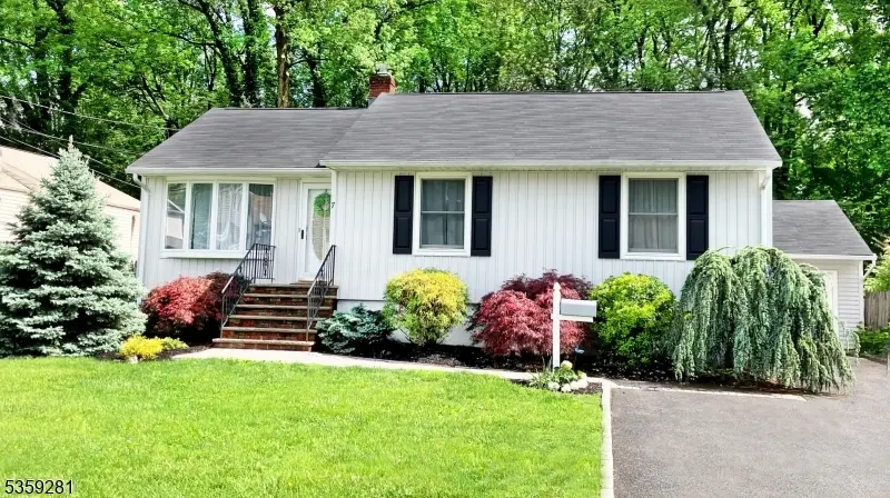 Kenilworth Boro, NJ 07033,7 Park Dr