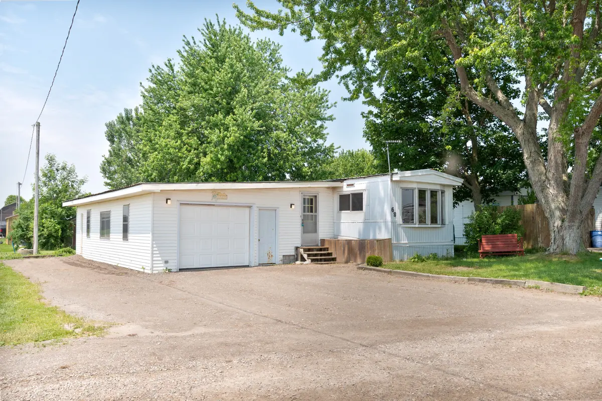 Malahide, ON N0L 2J0,68 POPLAR AVE